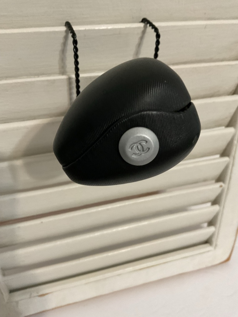 CHANEL Black Embossed Hard Sunglasses Case - Picture 4 of 5